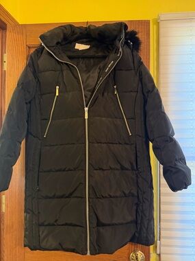 MICHAEL Michael Kors Black Long Puffer Coat with Hood